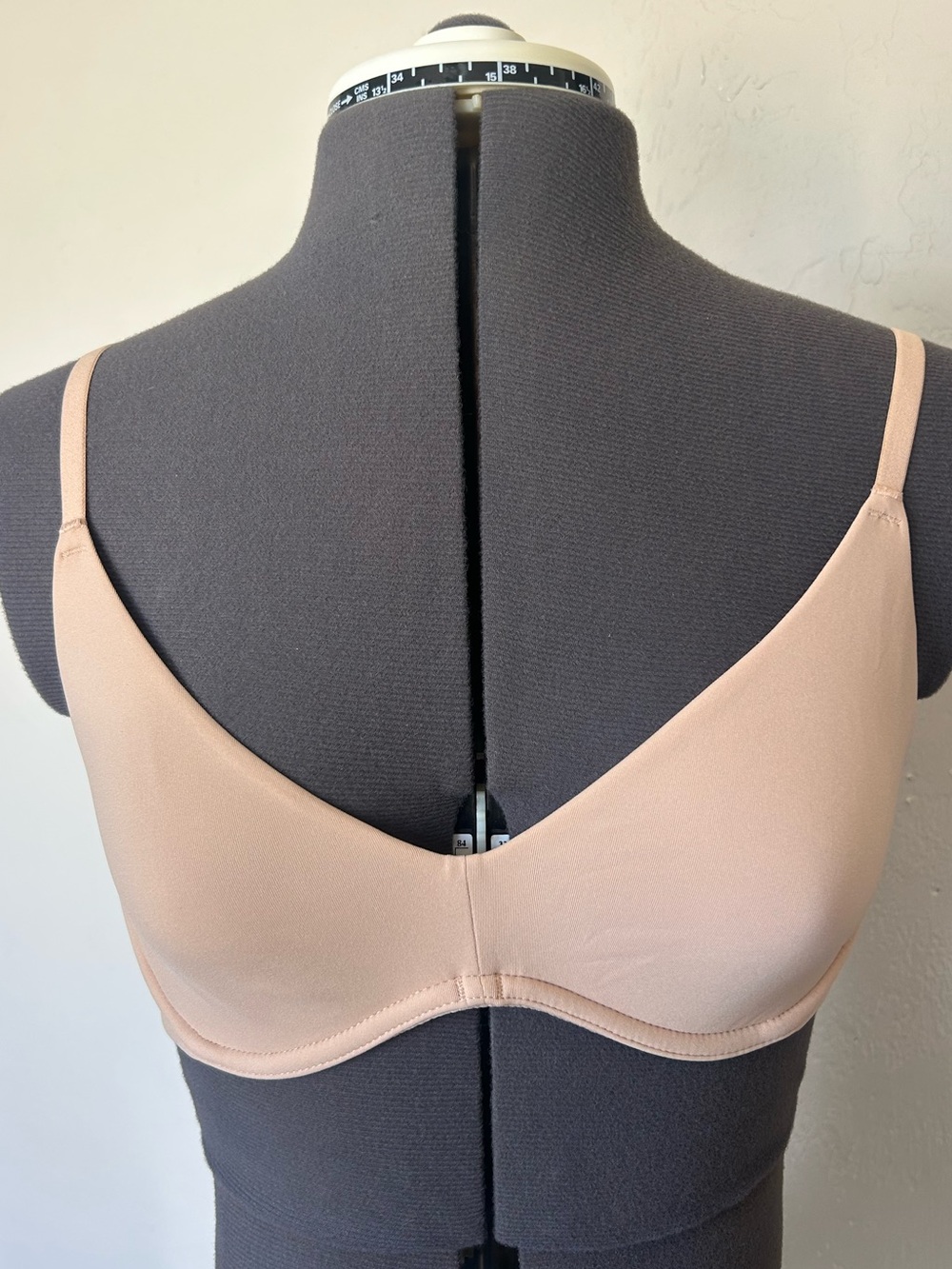 Women’s Inlyric soft, Beige unlined underwire bra 32C (1904)